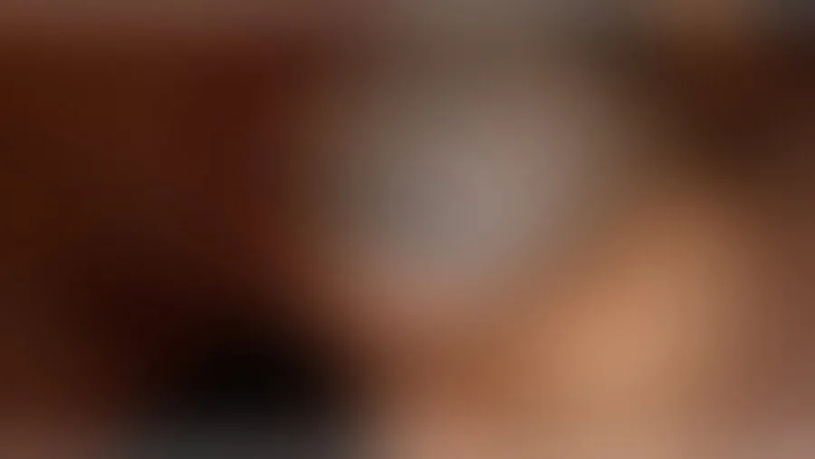 Thida escort Hamburg